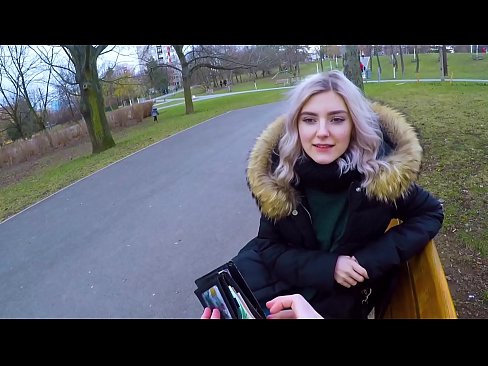 ❤️ Už pinigus nuryja karštą nepažįstamojo spermą - blowjob in the park by Eva Elfie Porno vk prie mūsų